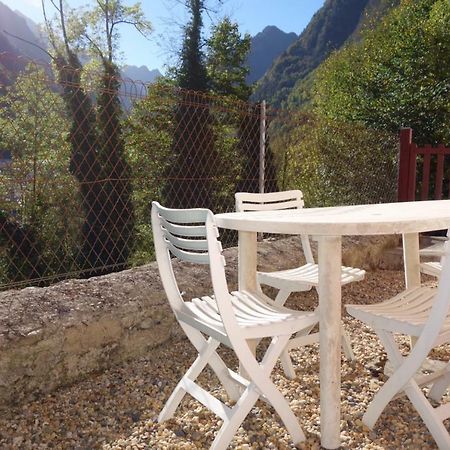 Appt 4/6 Couchages Avec Terrasse Cauterets Apartment Bagian luar foto